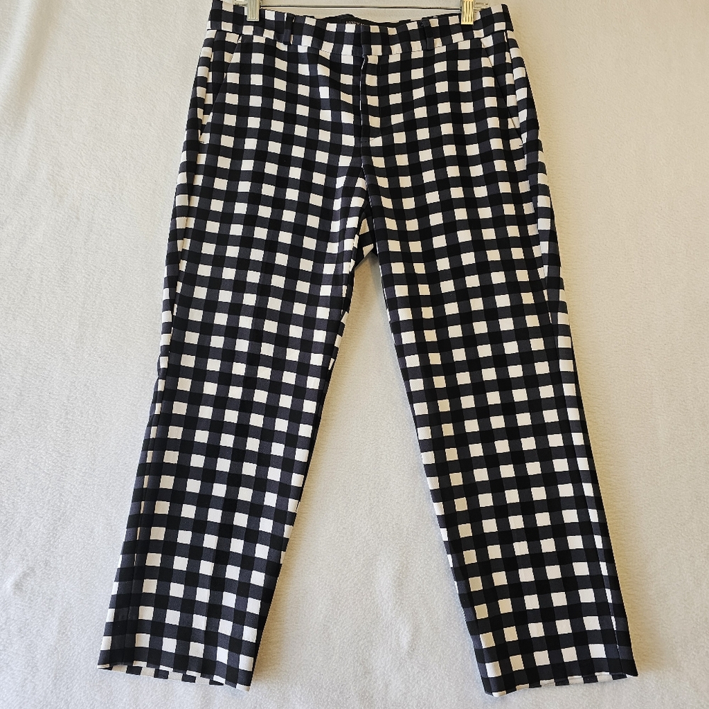 Banana Reublic Avery Black and‎ White Checkered Pants Size 8 Short
